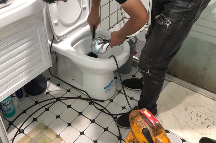 乌坡镇疏通下水道