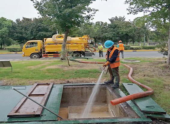 乌坡镇化油池清理
